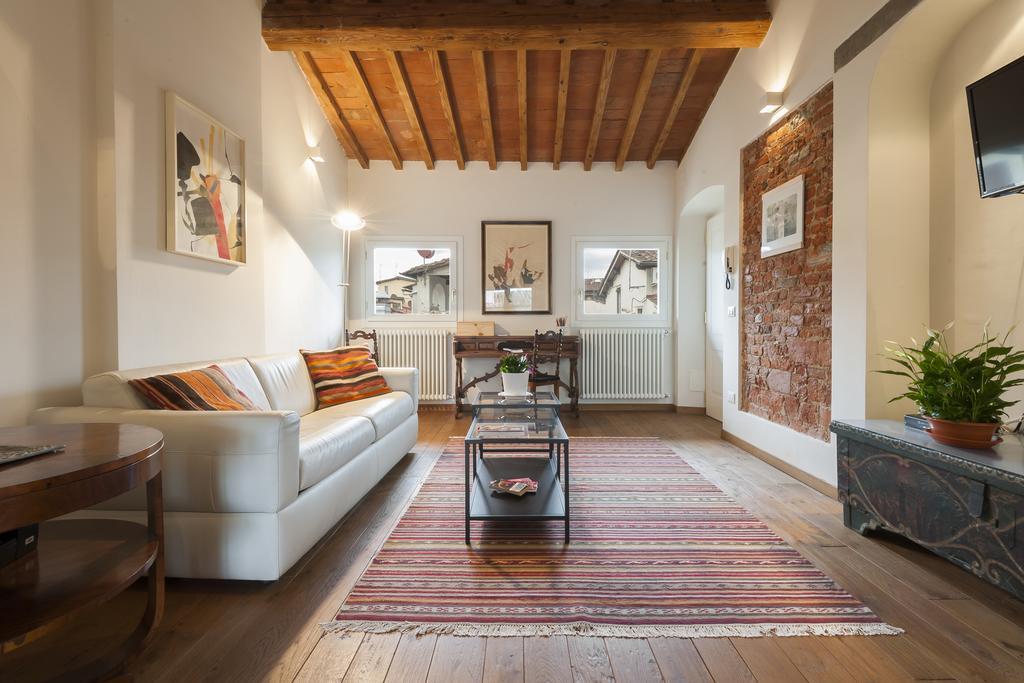Poet's Santo Spirito Apt. Appartamento Firenze Esterno foto